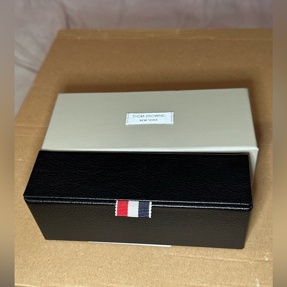 Authentic Thom Browne 58MM Round Sunglasses – Navy – NIB - Picture 8 of 10